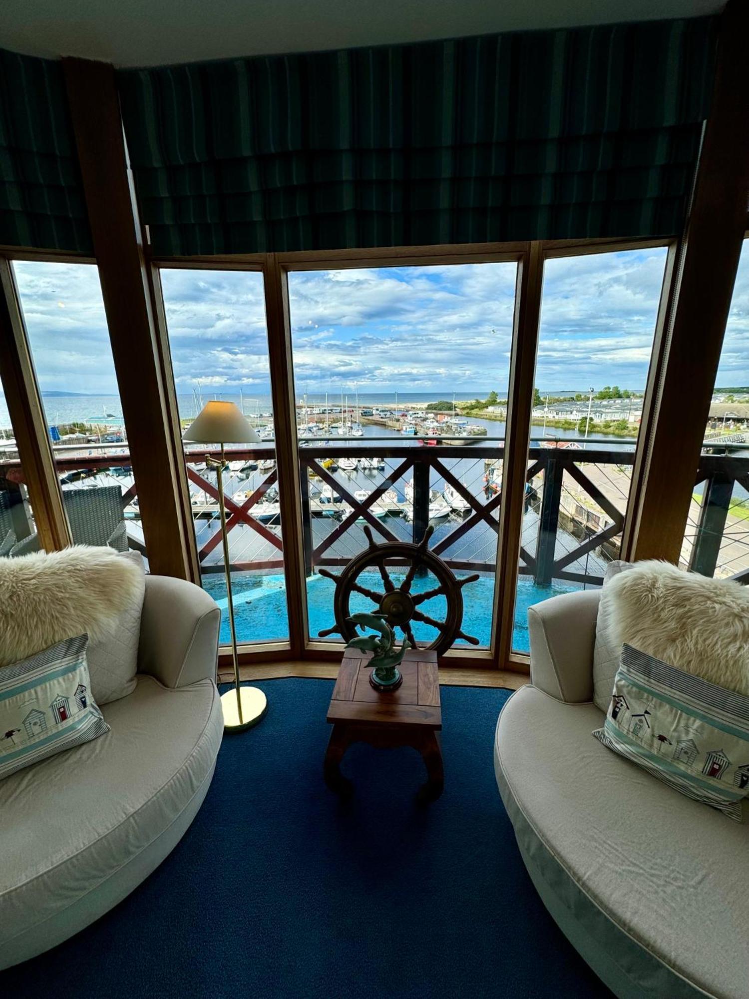 Апартаменты The Lighthouse Нэрн Экстерьер фото